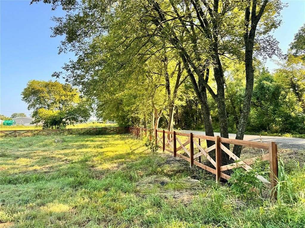 5.4 Acres of Residential Land for Sale in East Tawakoni, Texas