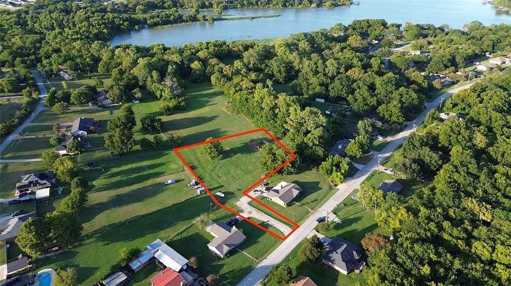 1.23 Acres of Residential Land for Sale in Waxahachie, Texas
