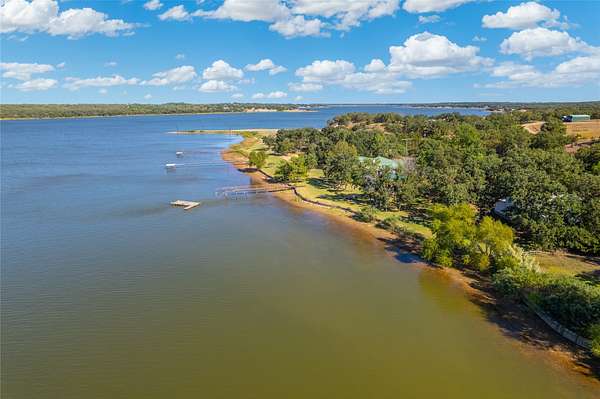 125 Acres of Land for Sale in Nocona, Texas