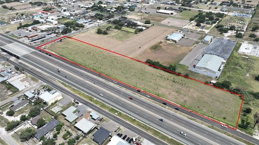 6 Acres of Mixed-Use Land for Sale in Palmview, Texas