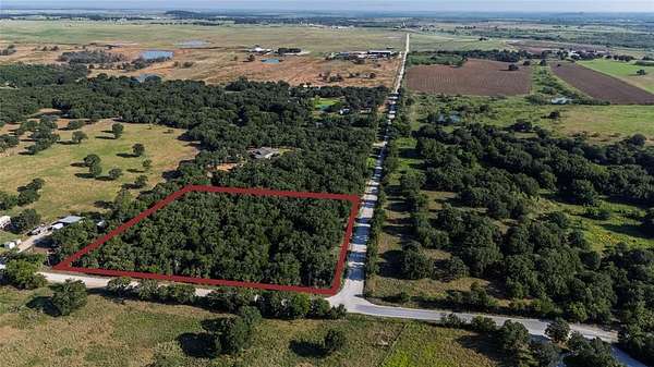 5 Acres of Residential Land for Sale in Bowie, Texas