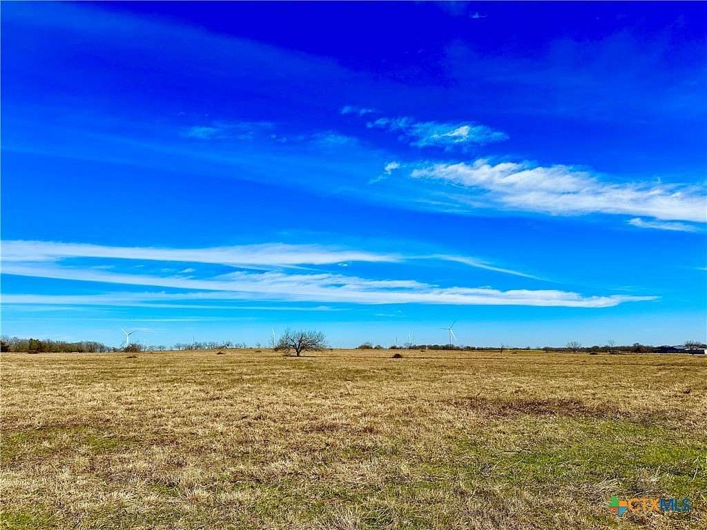 10 Acres of Land for Sale in Mount Calm, Texas