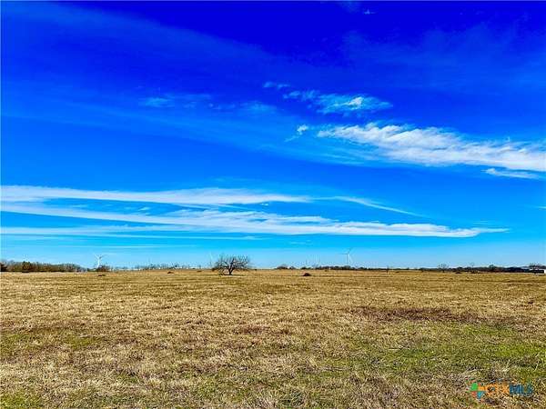 10 Acres of Land for Sale in Mount Calm, Texas