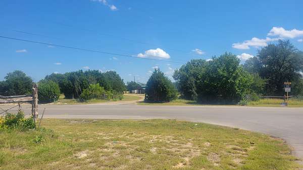 12.6 Acres of Improved Commercial Land for Sale in Killeen, Texas