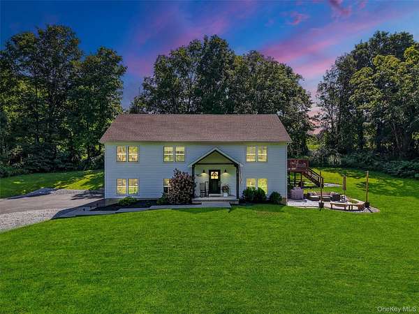 2.34 Acres of Residential Land with Home for Sale in Stormville, New York