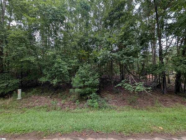 0.75 Acres of Residential Land for Sale in Laurens, South Carolina