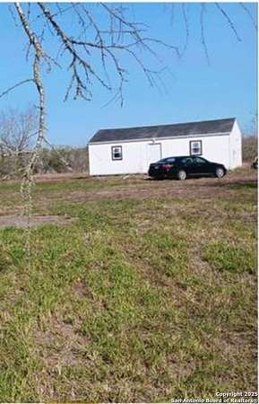 0.1 Acres of Residential Land for Sale in Lakehills, Texas