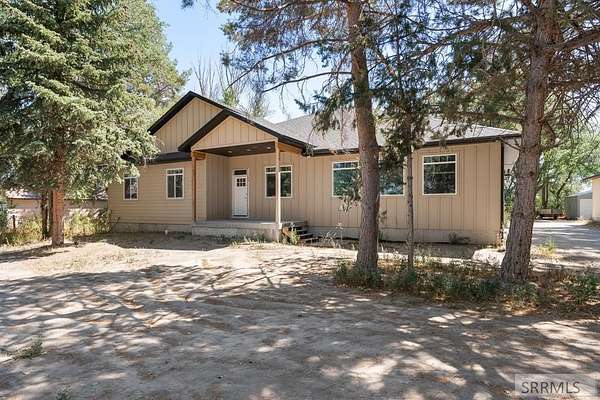 1.5 Acres of Residential Land with Home for Sale in Blackfoot, Idaho