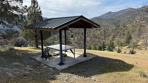 231 Acres of Recreational Land for Sale in Hornbrook, California