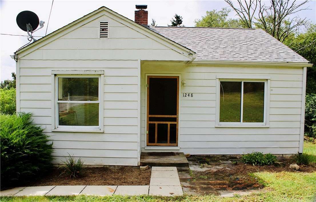 1.86 Acres of Residential Land with Home for Sale in Washington Township, Pennsylvania