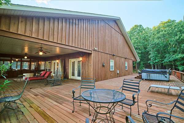 17 Acres of Land with Home for Sale in Hardy, Arkansas