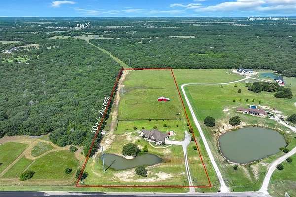 10 Acres of Recreational Land with Home for Sale in Quinlan, Texas