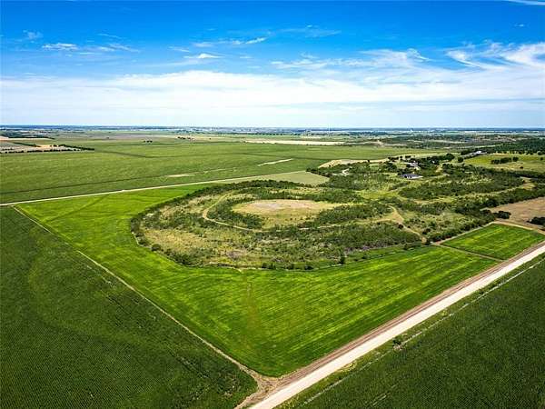 113 Acres of Land for Sale in Moody, Texas