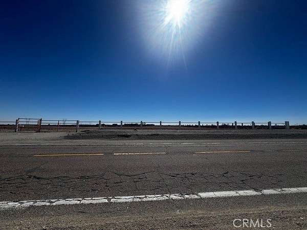 5 Acres of Residential Land for Sale in Phelan, California