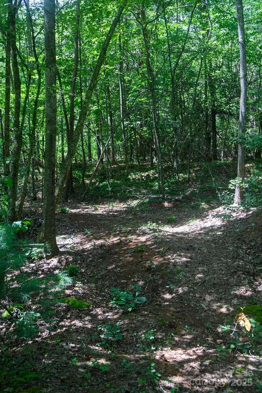 10 Acres of Residential Land for Sale in Lenoir, North Carolina