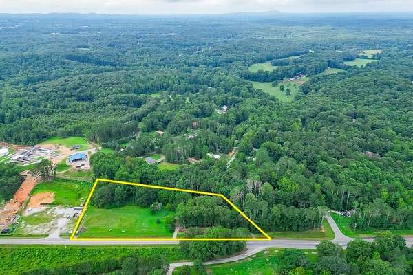 4 Acres of Residential Land with Home for Sale in Dawsonville, Georgia