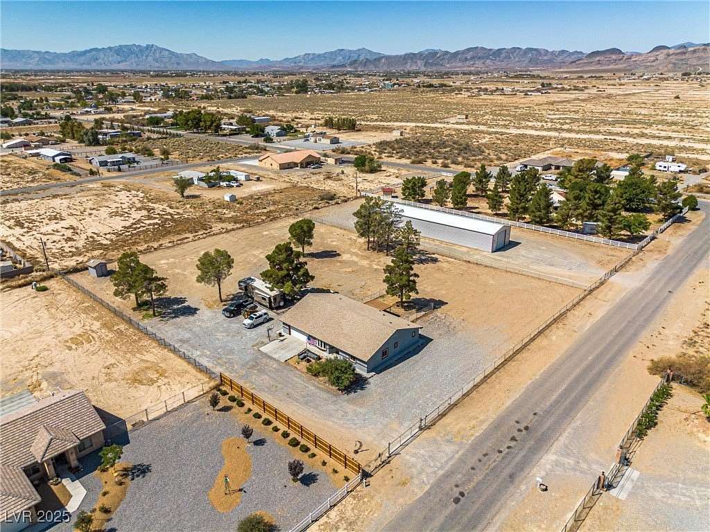 2.2 Acres of Residential Land with Home for Sale in Pahrump, Nevada