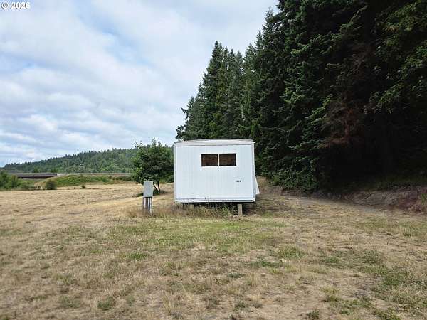 5 Acres of Land with Home for Sale in Drain, Oregon