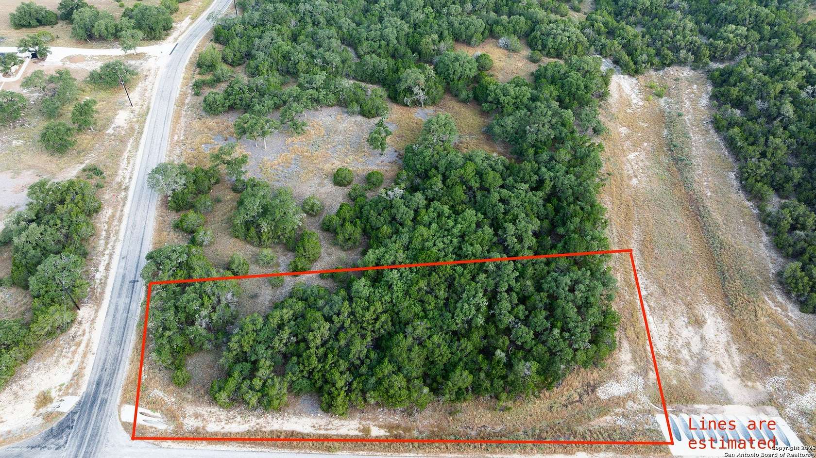 1.48 Acres of Residential Land for Sale in Spring Branch, Texas