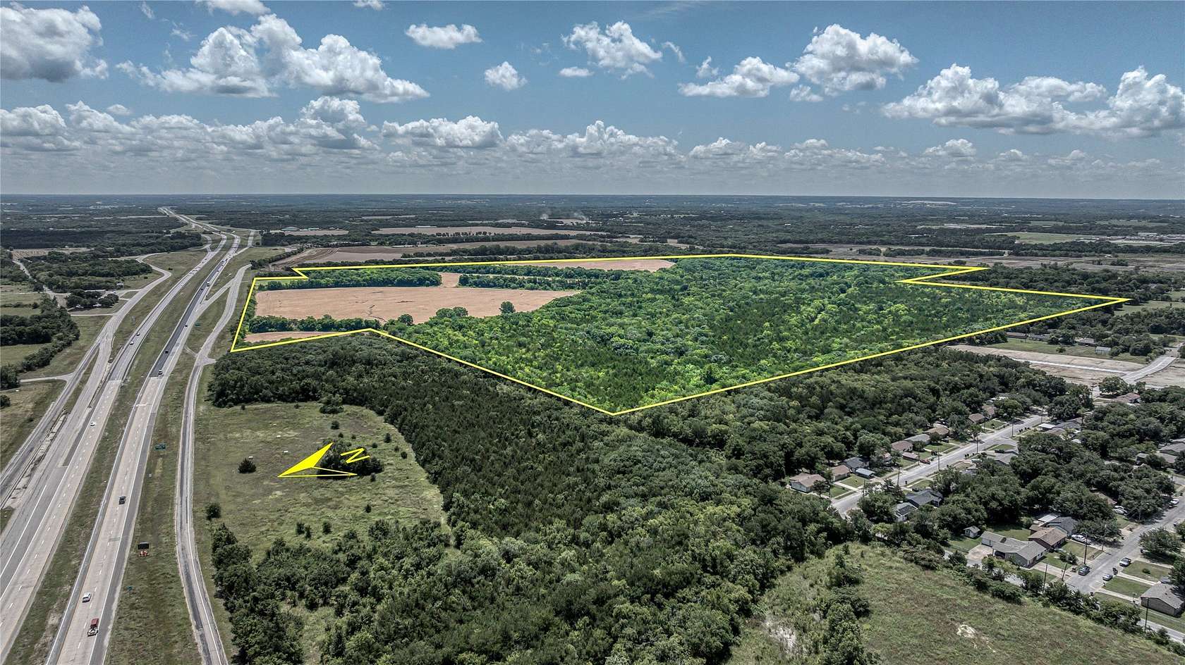 186 Acres of Land for Sale in Sherman, Texas