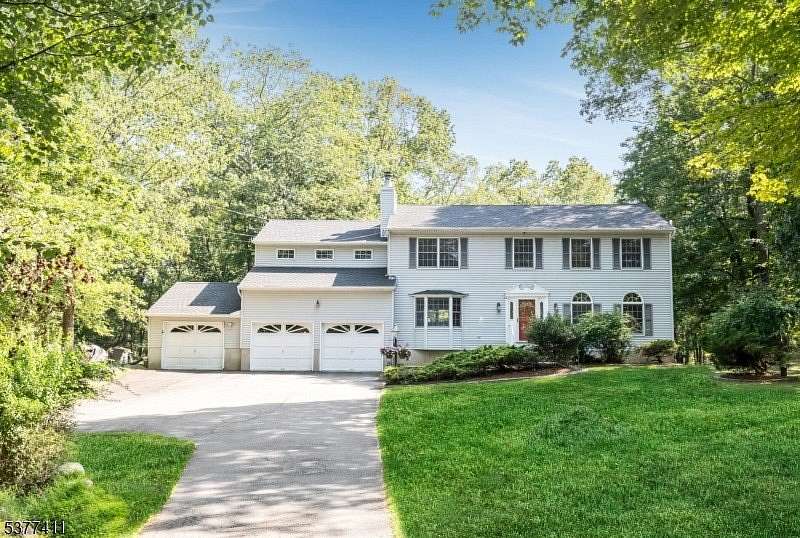 4 Acres of Residential Land with Home for Sale in Hopatcong, New Jersey