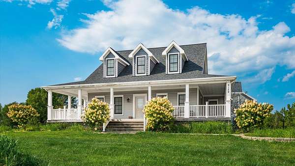 3.74 Acres of Residential Land with Home for Sale in Mount Vernon, Ohio