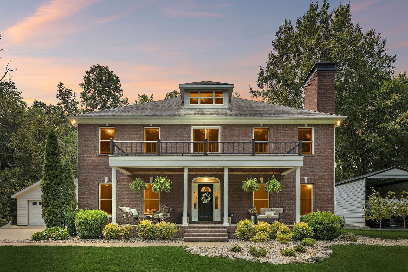 6.39 Acres of Residential Land with Home for Sale in Murfreesboro, Tennessee