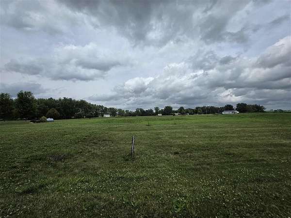 1 Acre of Residential Land for Sale in Kalona, Iowa