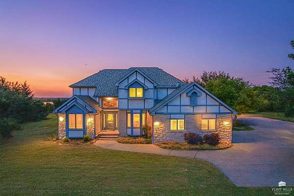 8.76 Acres of Residential Land with Home for Sale in Junction City, Kansas