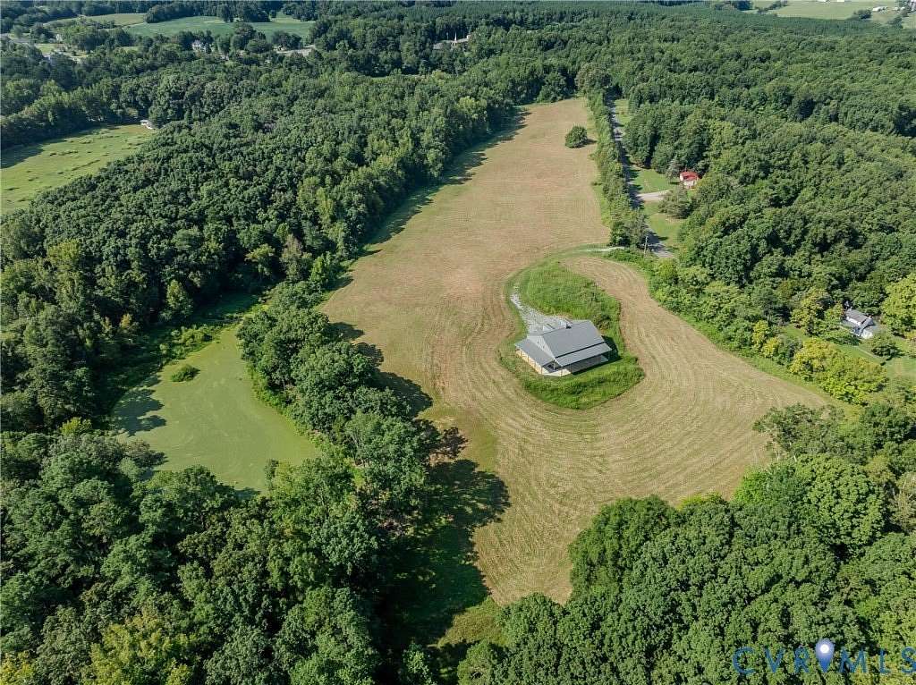 20 Acres of Recreational Land & Farm for Sale in Jetersville, Virginia