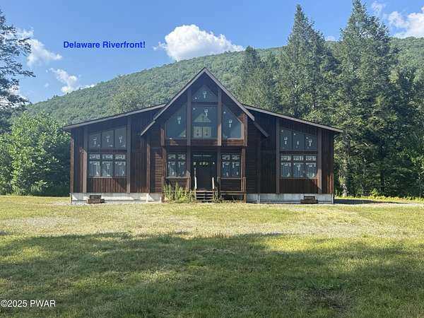 22.7 Acres of Recreational Land with Home for Sale in Equinunk, Pennsylvania