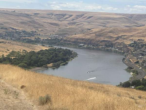 74.4 Acres of Land for Sale in Clarkston, Washington