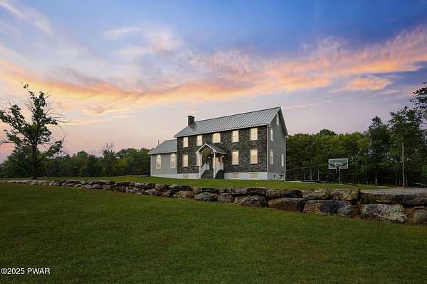 2.49 Acres of Residential Land with Home for Sale in Lake Ariel, Pennsylvania