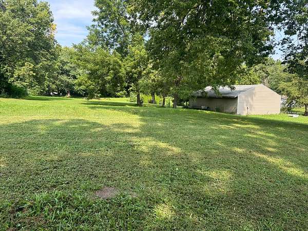 Land for Sale in Winchester, Illinois