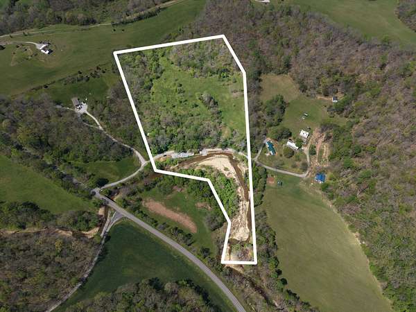 14.7 Acres of Land for Sale in Cumberland Furnace, Tennessee
