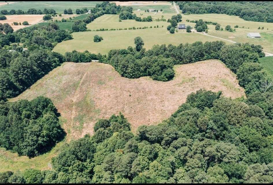 22 Acres of Recreational Land & Farm for Sale in Greenfield, Tennessee