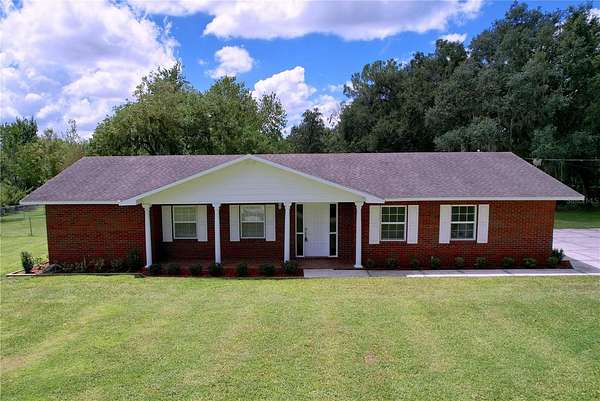 2.18 Acres of Residential Land with Home for Sale in Plant City, Florida