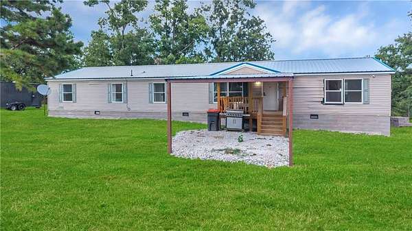 5 Acres of Residential Land with Home for Sale in Rogers, Arkansas