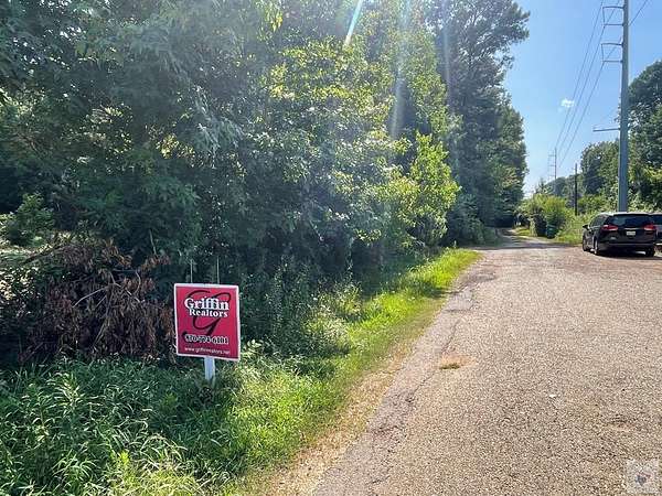 3.39 Acres of Land for Sale in Texarkana, Texas