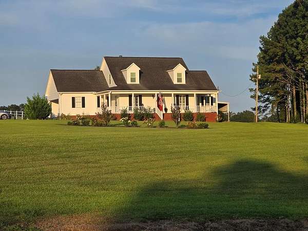 4.65 Acres of Residential Land with Home for Sale in Webb, Alabama