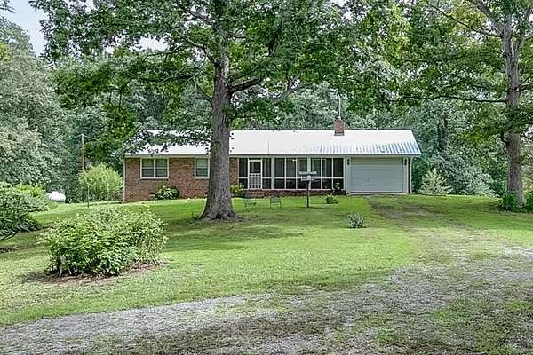 20.2 Acres of Agricultural Land with Home for Sale in Clermont, Georgia