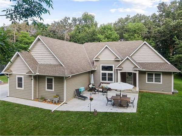 7.33 Acres of Residential Land with Home for Sale in Belle Plaine, Minnesota