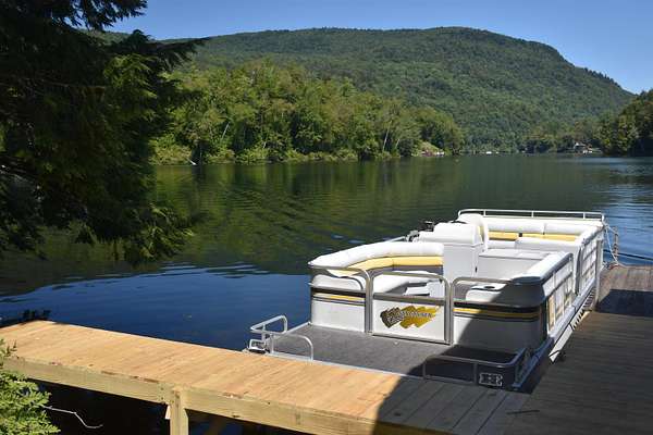 3.49 Acres of Residential Land with Home for Sale in Woodbury, Vermont