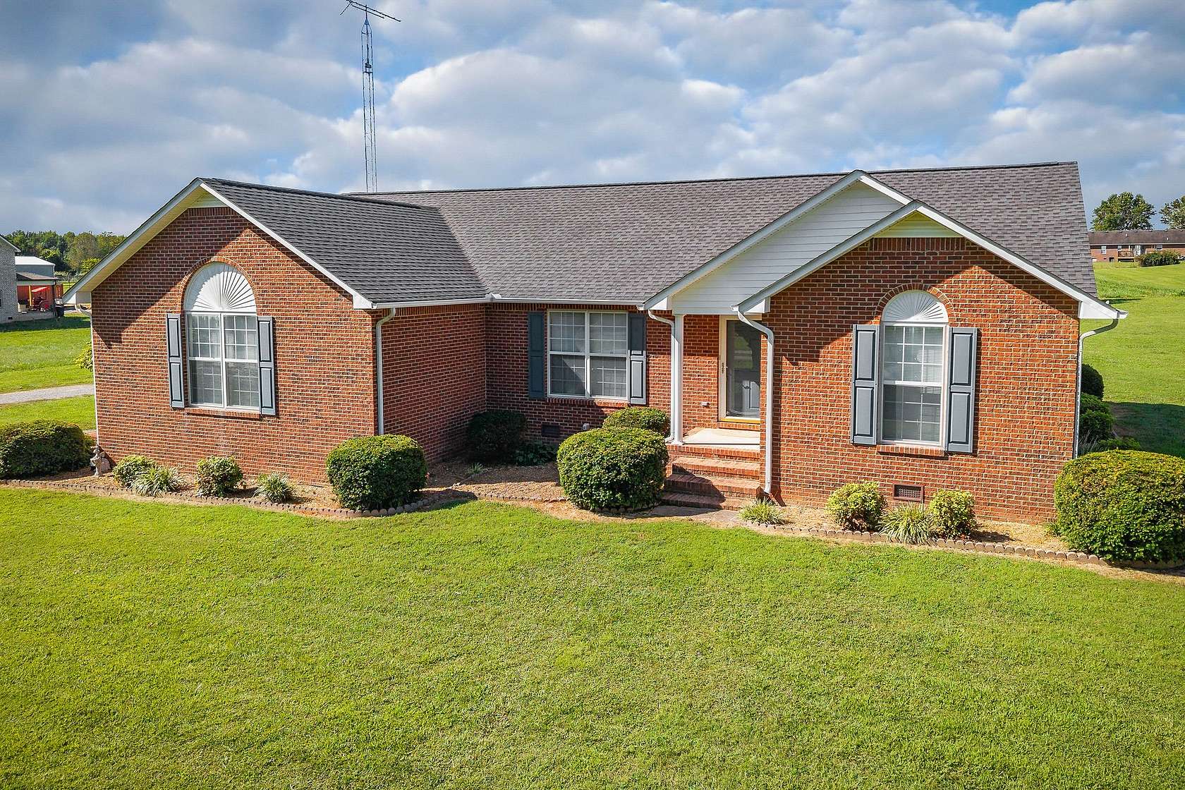 2.54 Acres of Residential Land with Home for Sale in Smithville, Tennessee