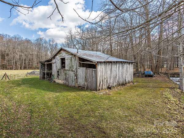 5.36 Acres of Land for Sale in Maggie Valley, North Carolina