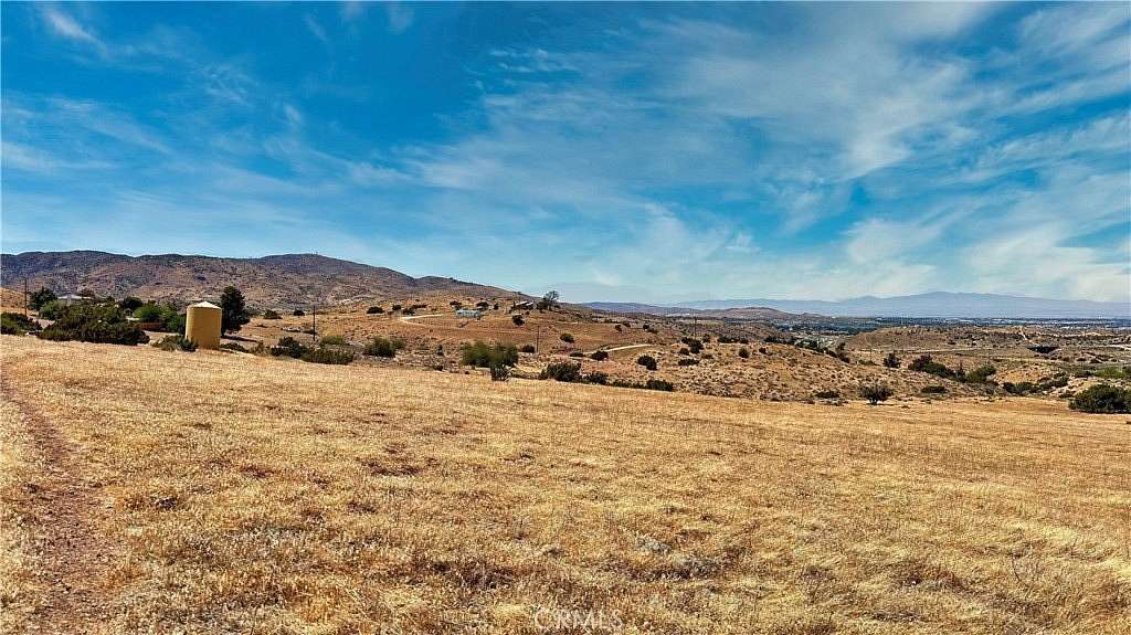 5 Acres of Land for Sale in Palmdale, California