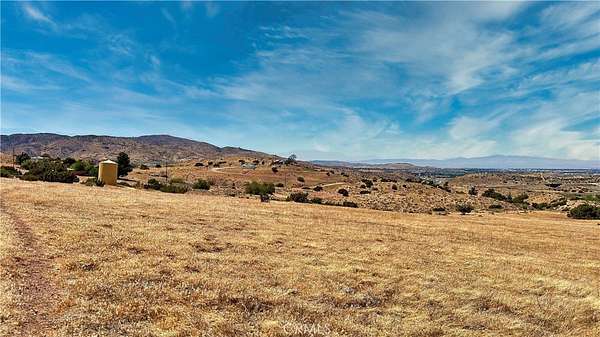 5 Acres of Land for Sale in Palmdale, California