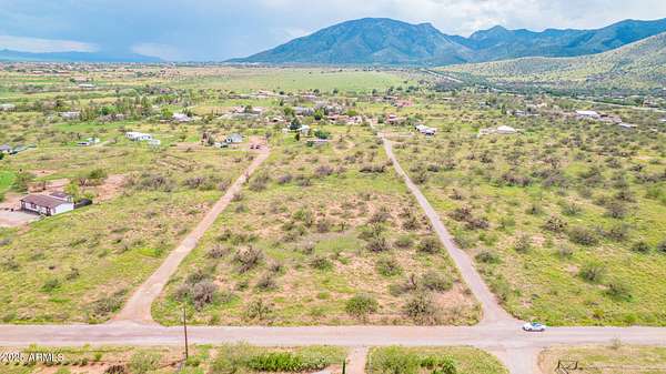 2.1 Acres of Residential Land for Sale in Hereford, Arizona