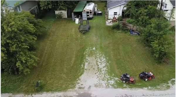 0.53 Acres of Improved Residential Land for Sale in Versailles, Kentucky