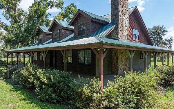 20 Acres of Land with Home for Sale in Wellborn, Florida